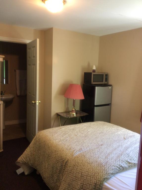 Palace Inn Motel Sarnia Dış mekan fotoğraf