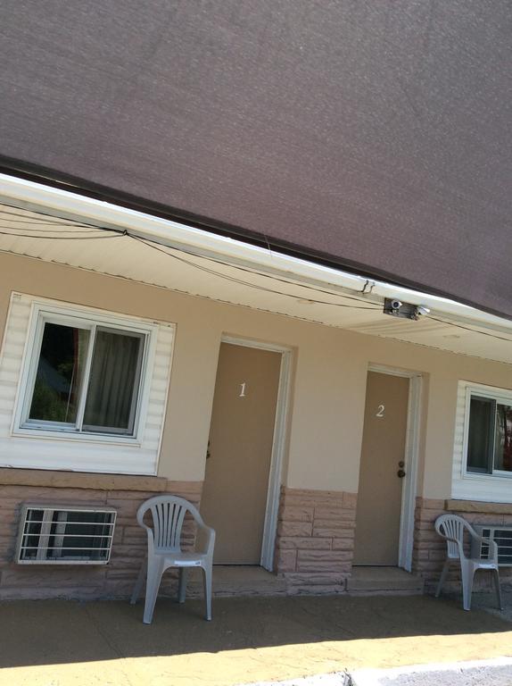 Palace Inn Motel Sarnia Dış mekan fotoğraf